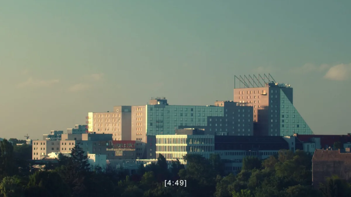 4:49 – Standbild 1